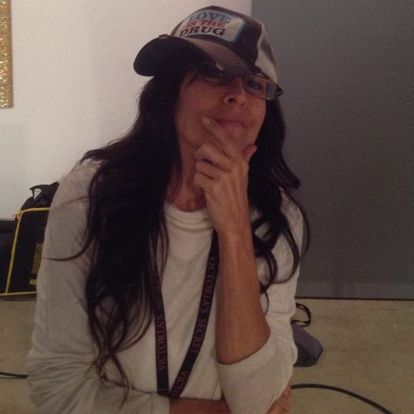 Meet your Posher, Lisa - Picture 1 of 1